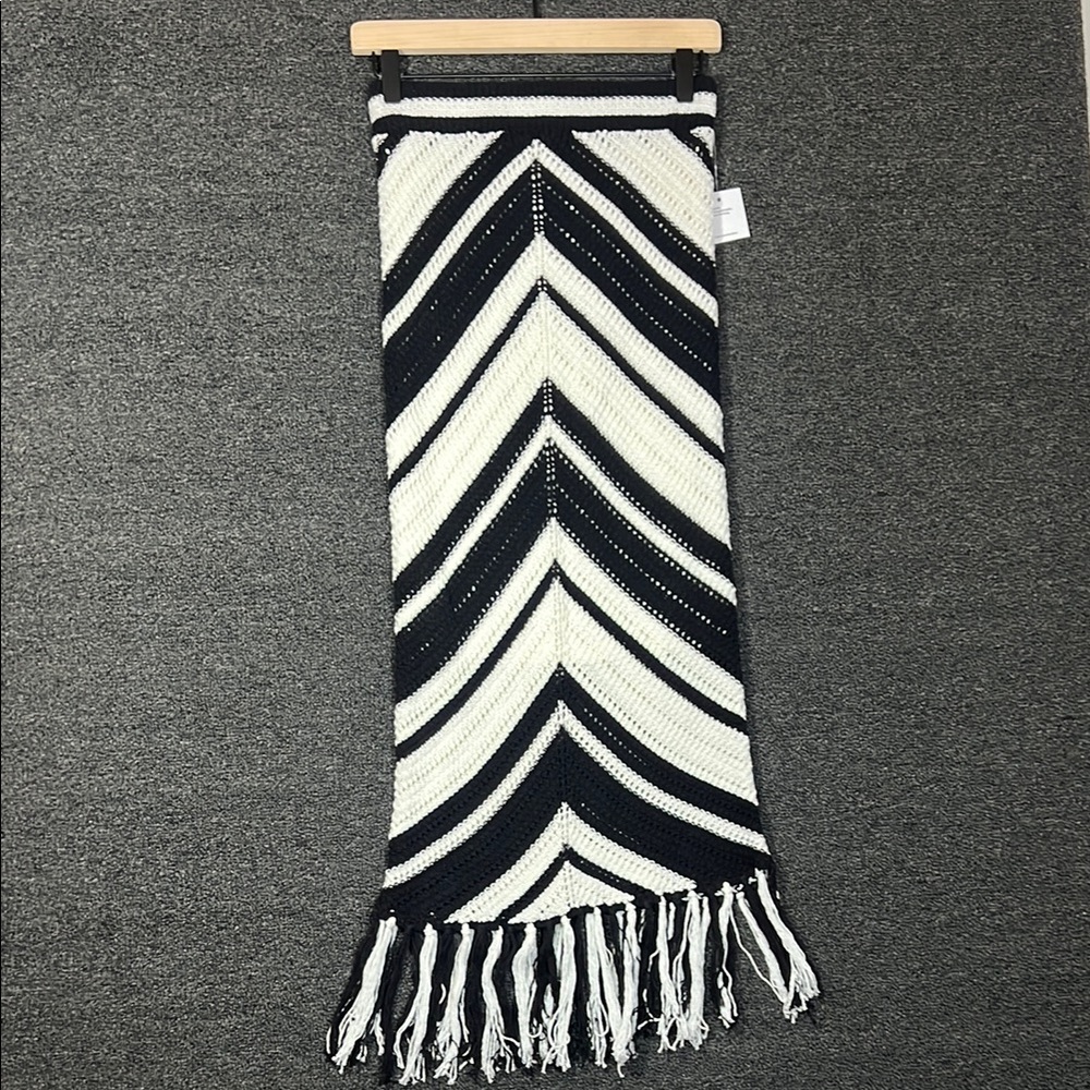 Nine West Crocheted Fitted Black and White Knit Skirt, Womens XS